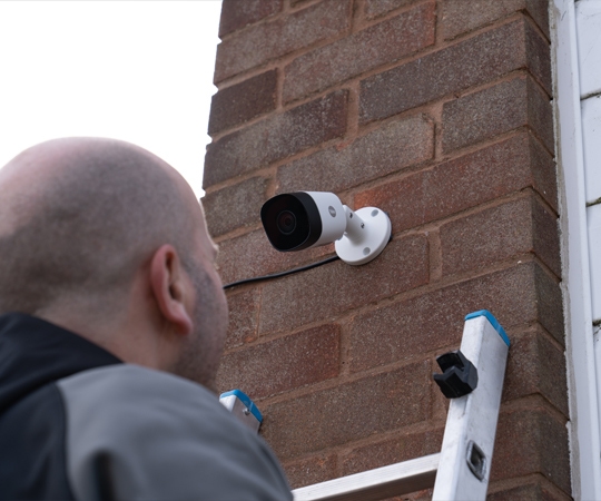 2 cctv hotsell